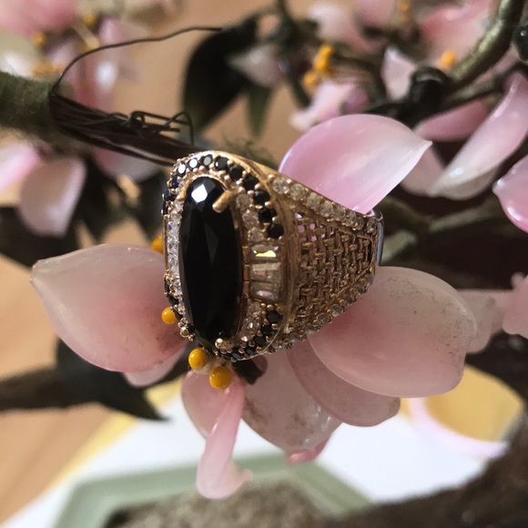 Vintage Jewelry - Vintage 925 onyx & topaz ring